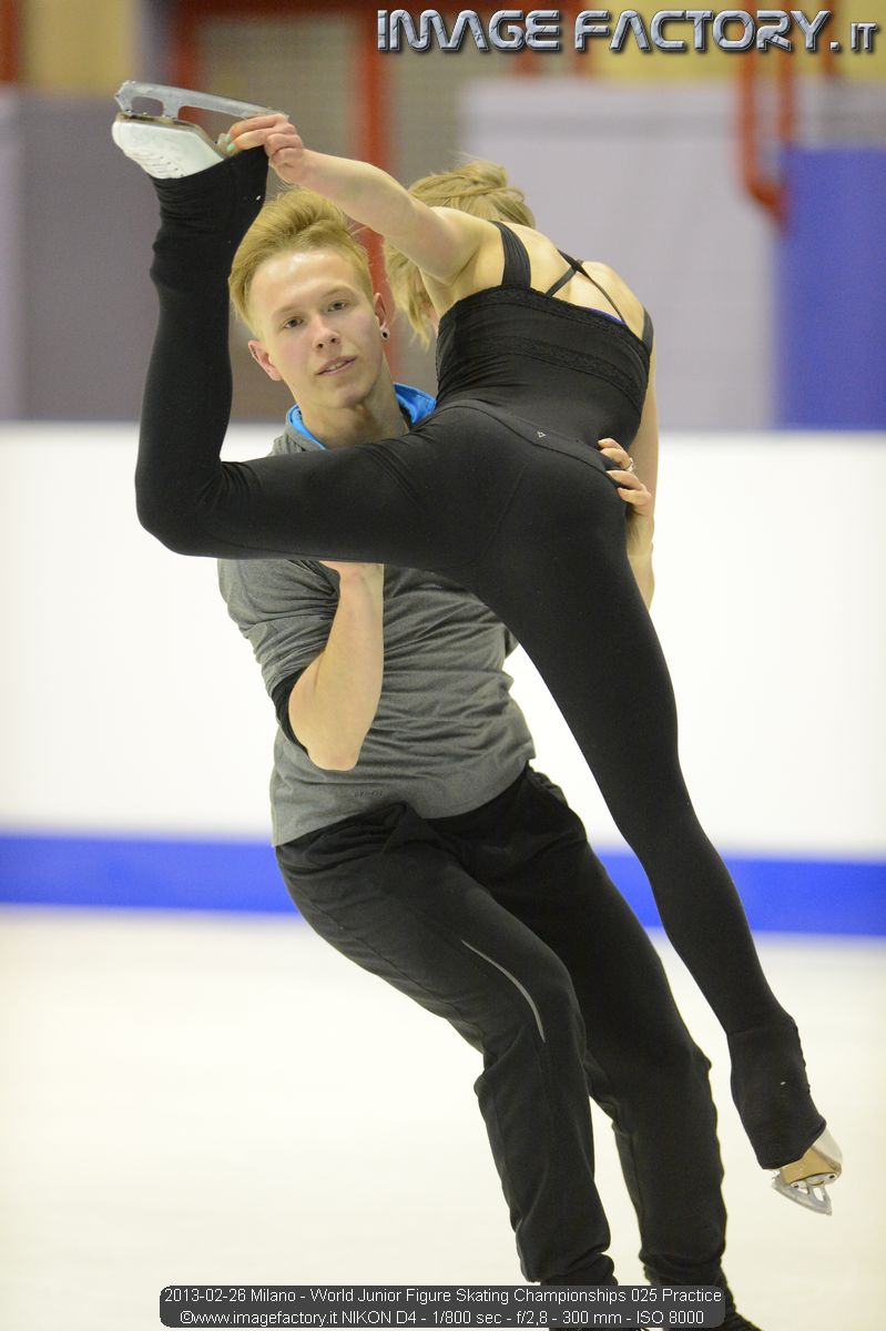 2013-02-26 Milano - World Junior Figure Skating Championships 025 Practice